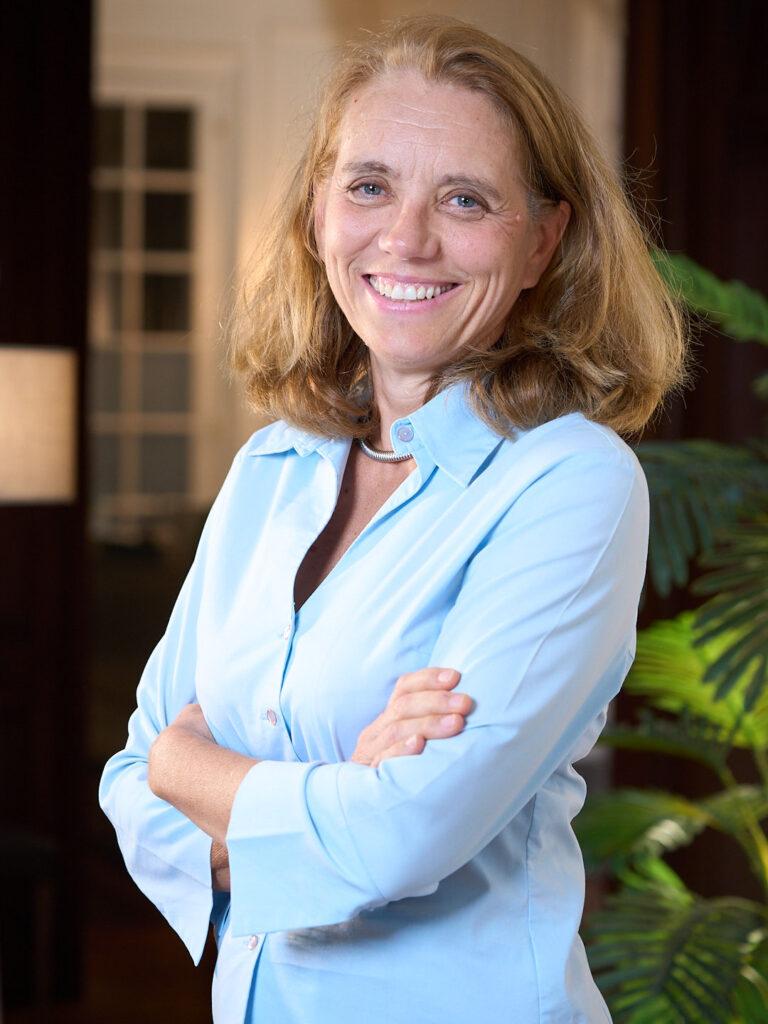 Dr Laurence Peyrat